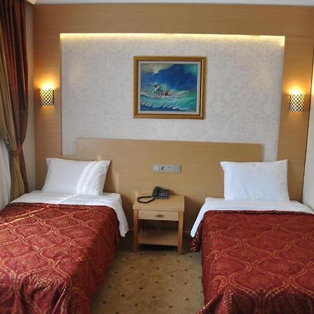 Gebze Palas Hotel Esterno foto