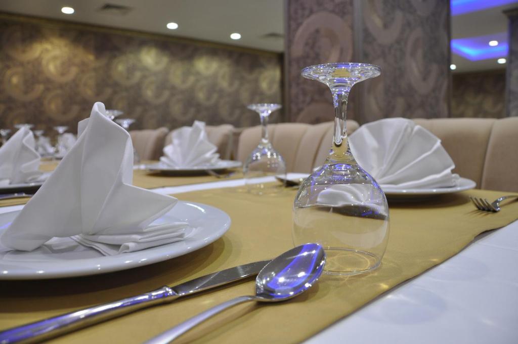 Gebze Palas Hotel Esterno foto