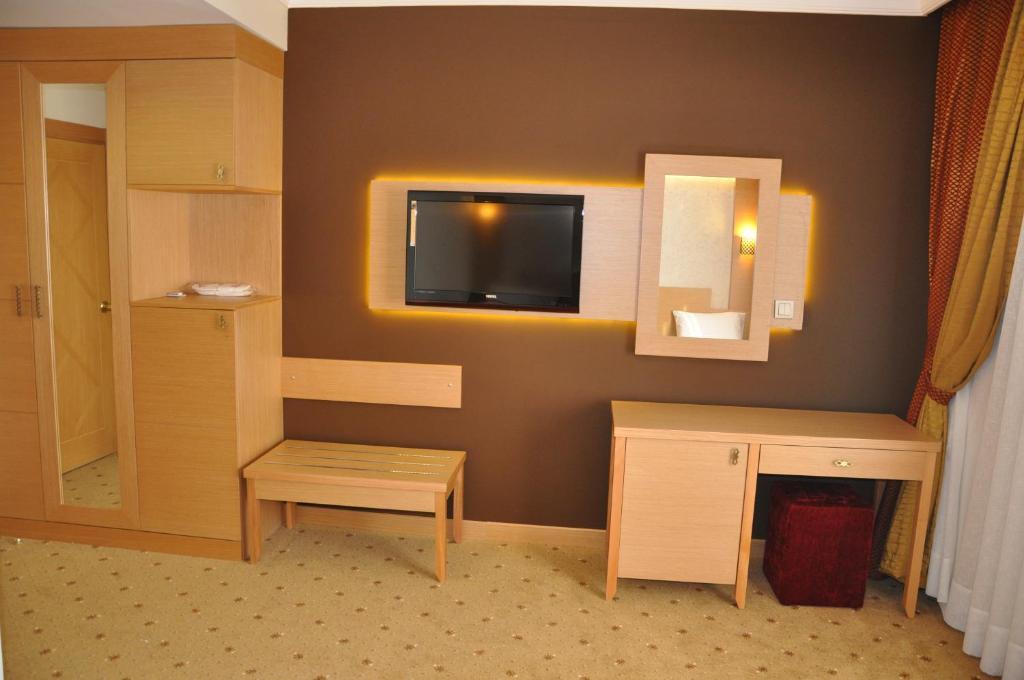 Gebze Palas Hotel Esterno foto